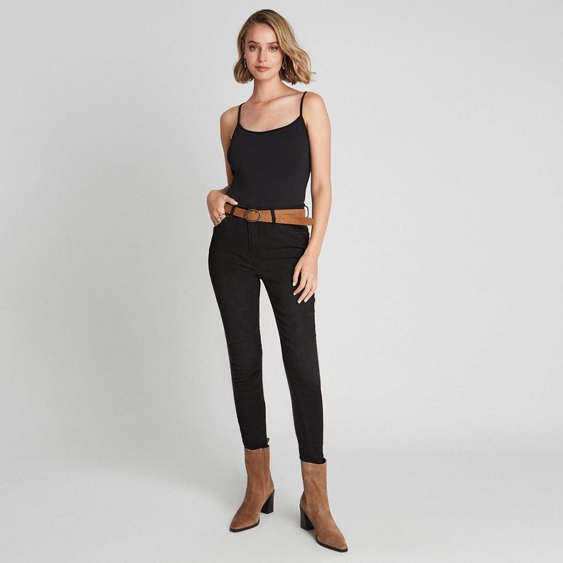 Skinny Jeans Negro Con Cinturón-3