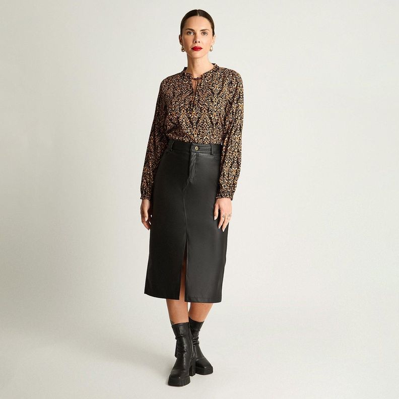 Falda Pu Con Detalle De Tachas Midi Negro-3