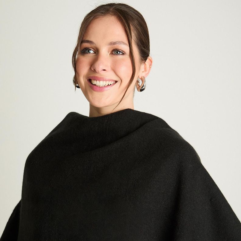 Poncho Tejido Negro-2
