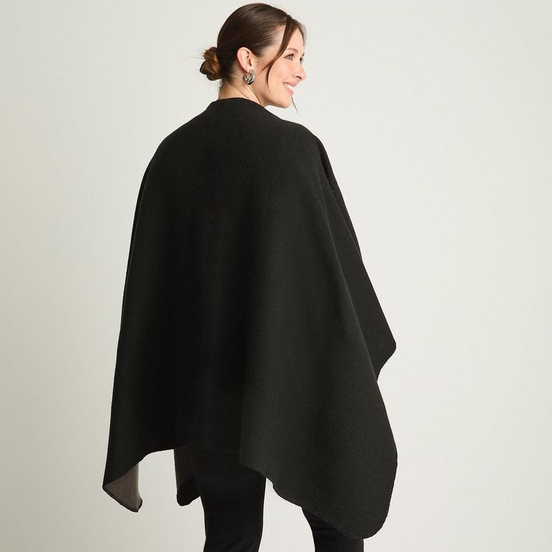 Poncho Tejido Negro-1