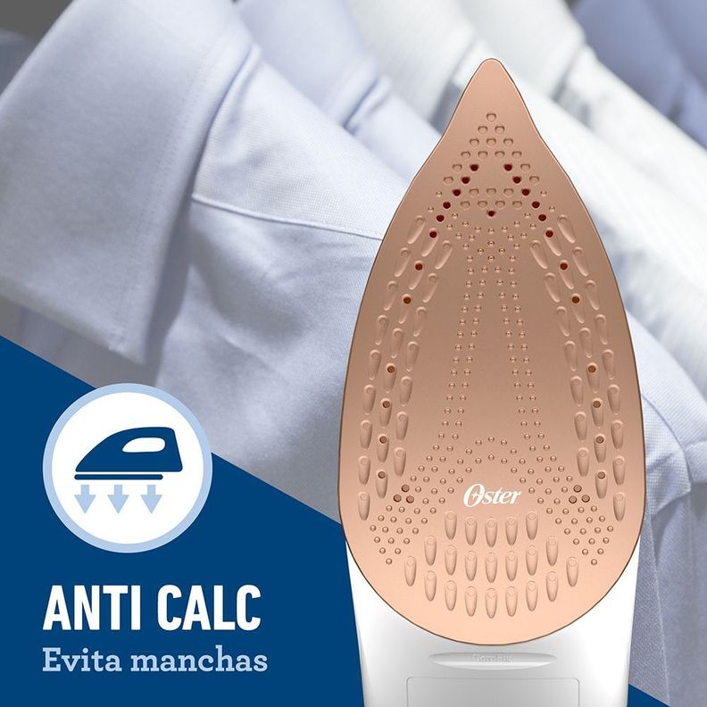 Plancha con suela grande de cerámica Oster® GCSTEP2501-2