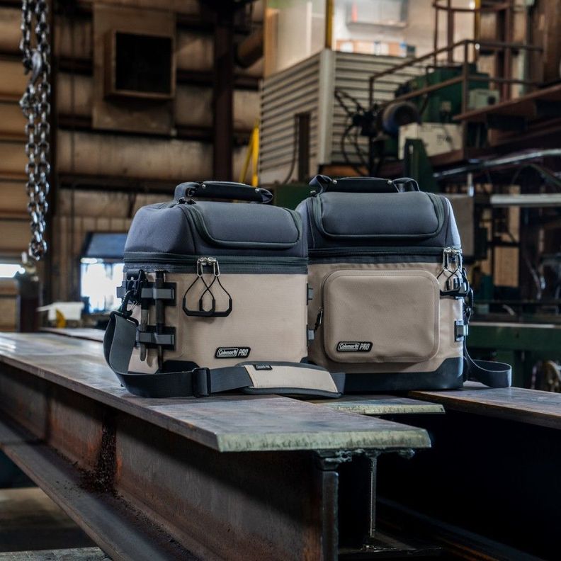 Soft Cooler Beige Coleman® 16 latas Portátil-6