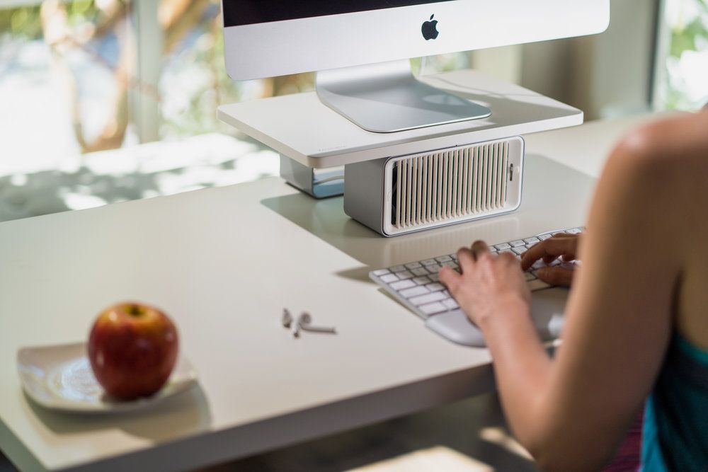 Base para monitor CoolView™ con ventilador Kensington-6