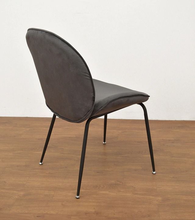 Silla Beetle con patas negras-2