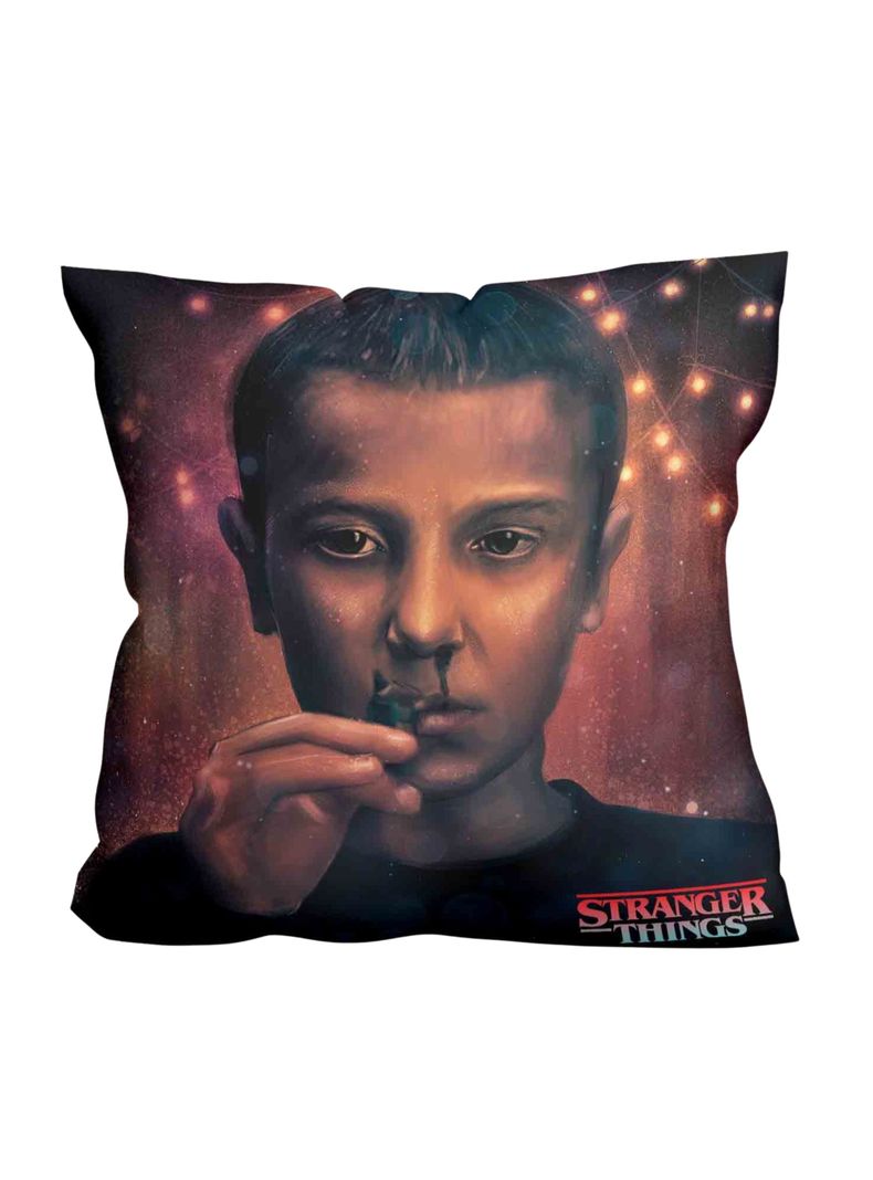 Cojín Stranger Things D4