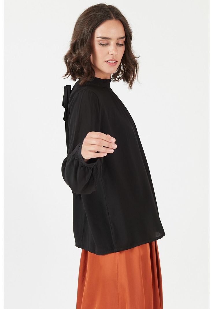 Blusa negra-1