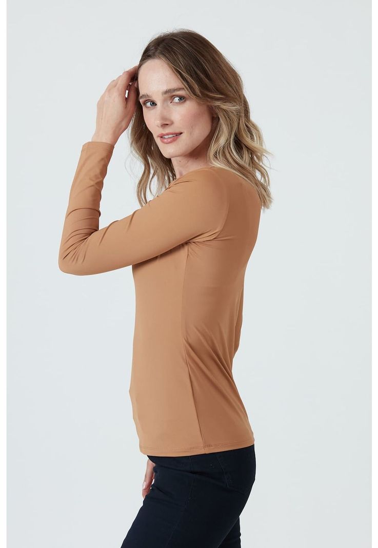 Polera poliamida caramelo-1