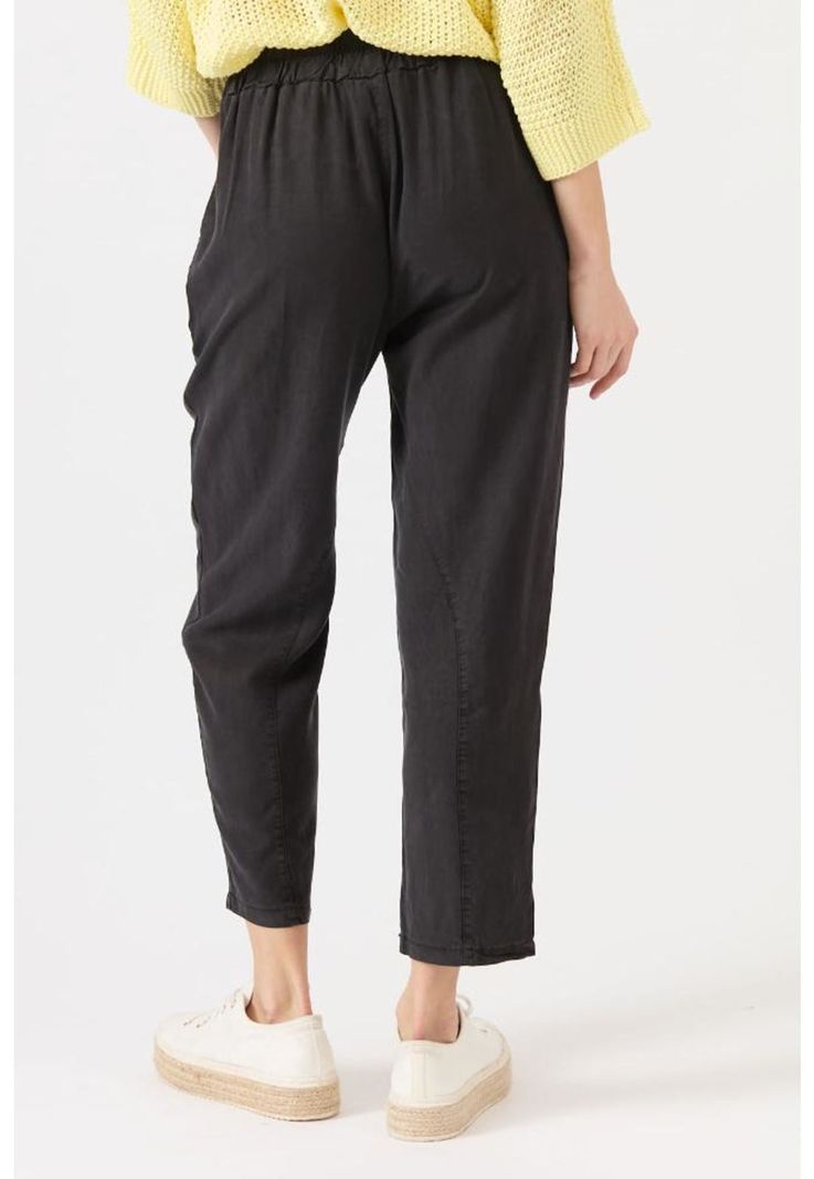 Pantalon de tencel slim fit negro PRIVILEGE 1426-4