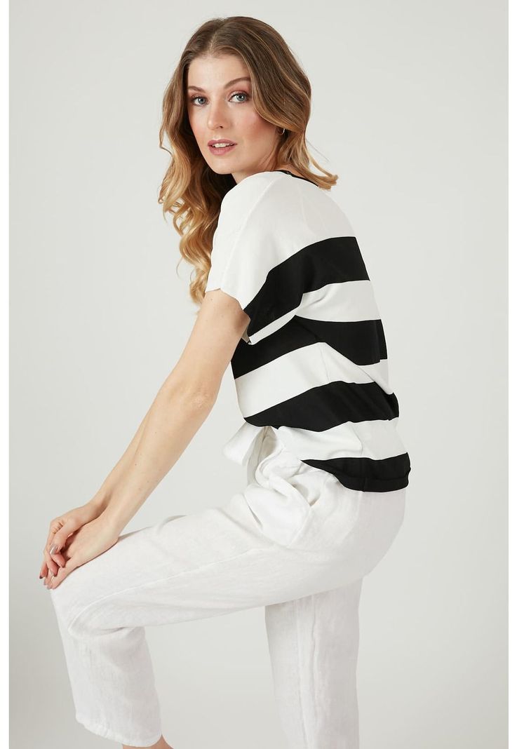 Sweater negro diseno rayas-2
