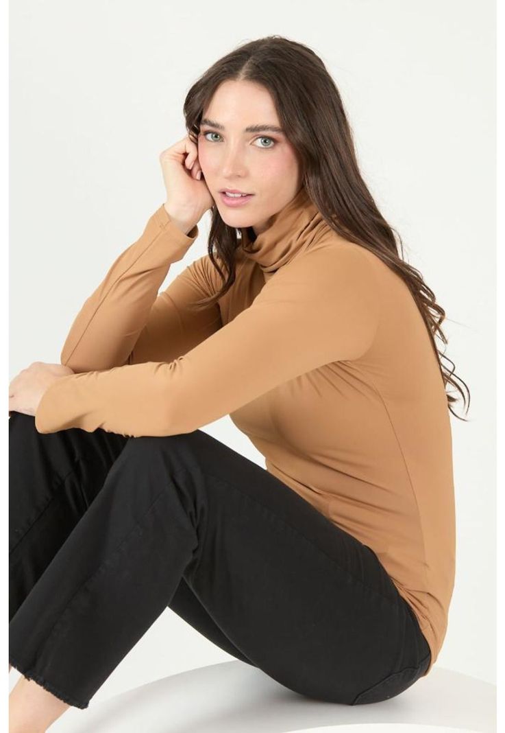 Polera caramelo PRIVILEGE 2319-0