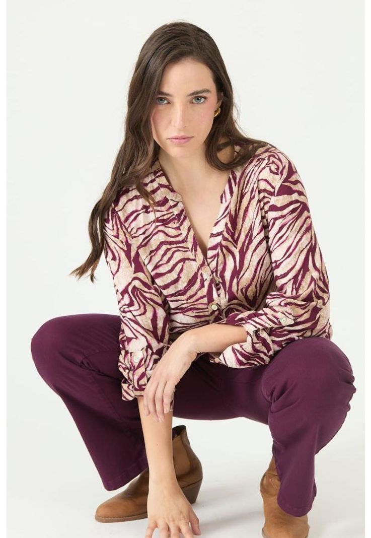 Blusa burdeo estampada PRIVILEGE 2356-0