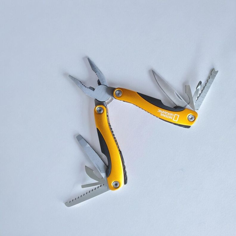 Multi Herramienta 15 en 1 15cm National Geographic-2