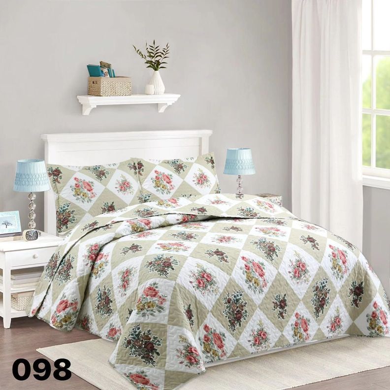Cubrecama Quilt Verano King Beige- blanco diseño rombos y flores 098-1