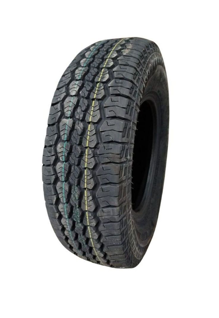 Neumatico 235/75 R15 Tracmax Pcr 109 Txl X-privilo At01