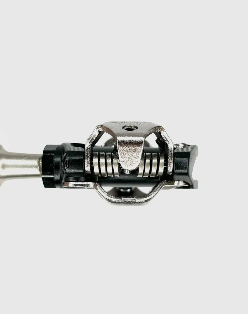 Pedales Shimano Deore Xt Pd-m8100 Spd Xc Mtb Con Calas Sh51-3