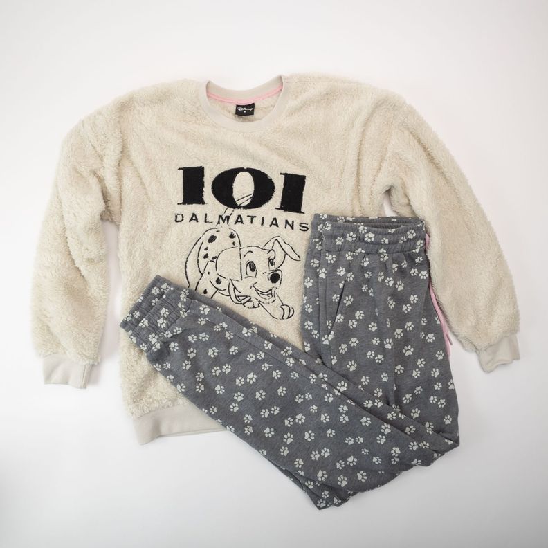 Pijama Mujer 101 Dalmatas Jugando Gris Disney-2