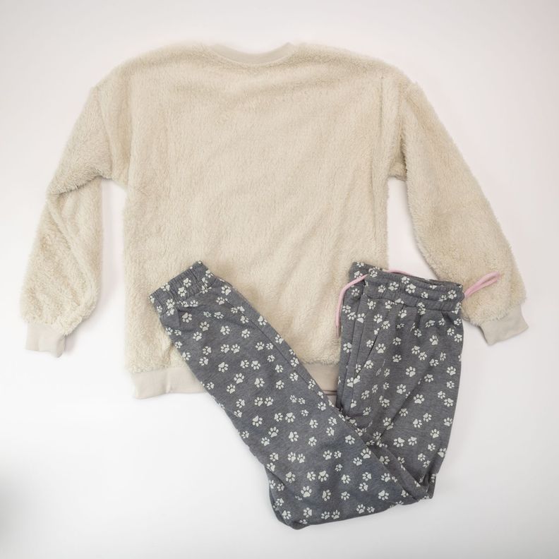 Pijama Mujer 101 Dalmatas Jugando Gris Disney-4