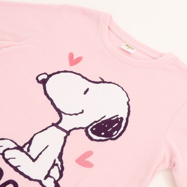 Pijama Polar Mujer Corazones Rosado Snoopy-3