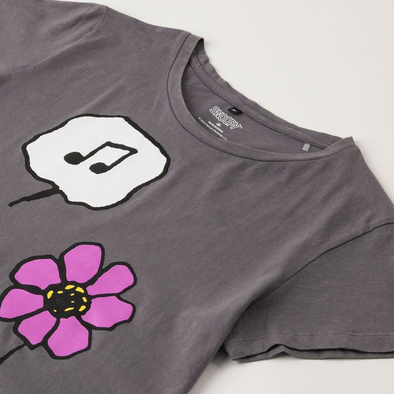 Polera Manga Corta Mujer Woodstock Negro Snoopy-1