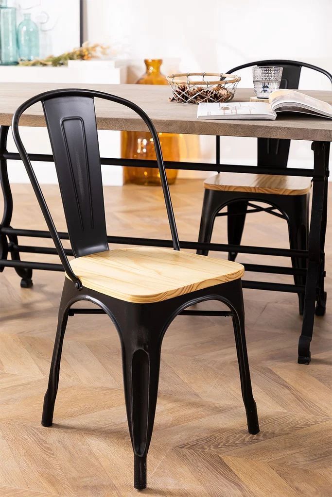 Pack de 4 sillas metalicas tolix con asientos de madera-5
