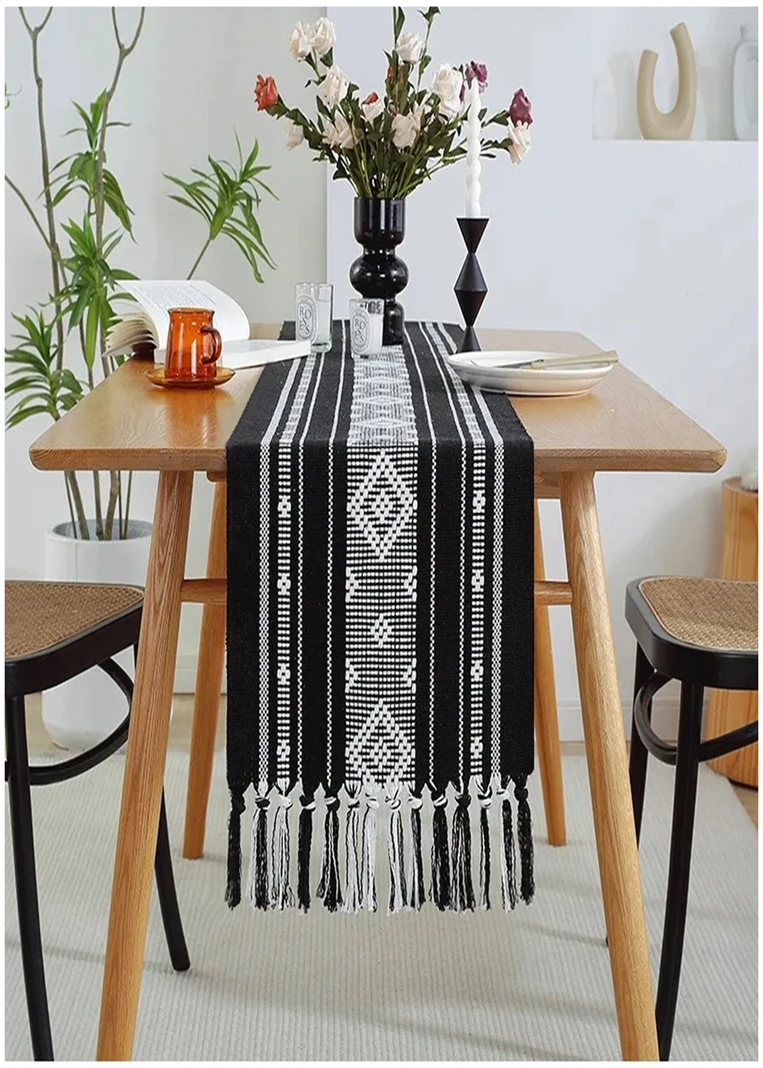 Camino de Mesa Hilos de Algodón Nórdico 33x150 CM Oslo Negro Casa Frida-3