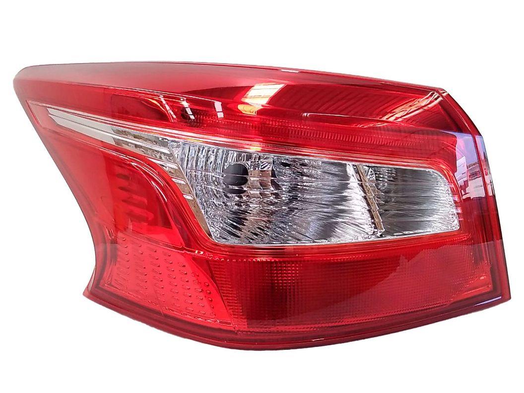 FAROL TRASERO IZQUIERDO SEDAN NISSAN SENTRA 2016-0