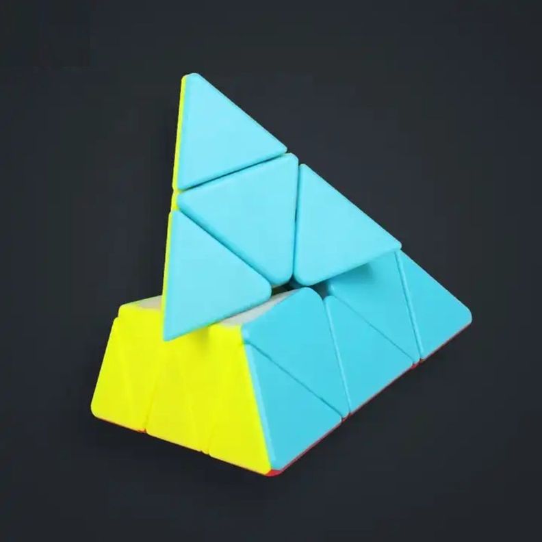 Cubo Rubik Pirámide Qiyi Uso Profesional Stickerless-2
