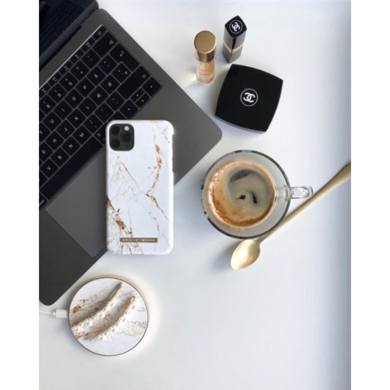 Case Compatible con AirPods Carrara Gold Ideal Of Sweden-5