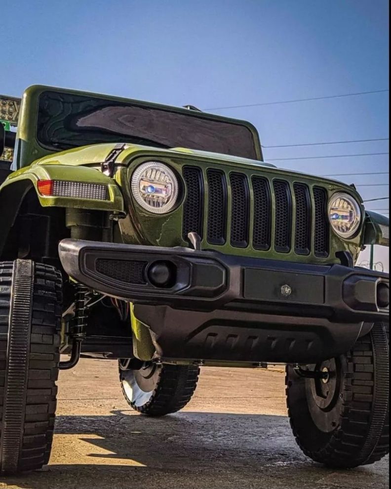 Auto Jeep A Bateria 12V Con Control Remoto 598 Verde-1