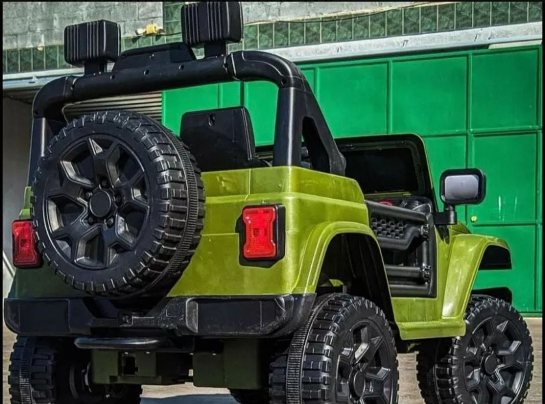 Auto Jeep A Bateria 12V Con Control Remoto 598 Verde-3