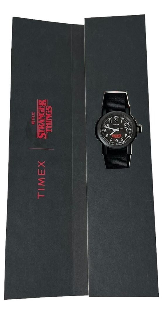 Reloj Timex X Stranger Things Tw2v50800-7