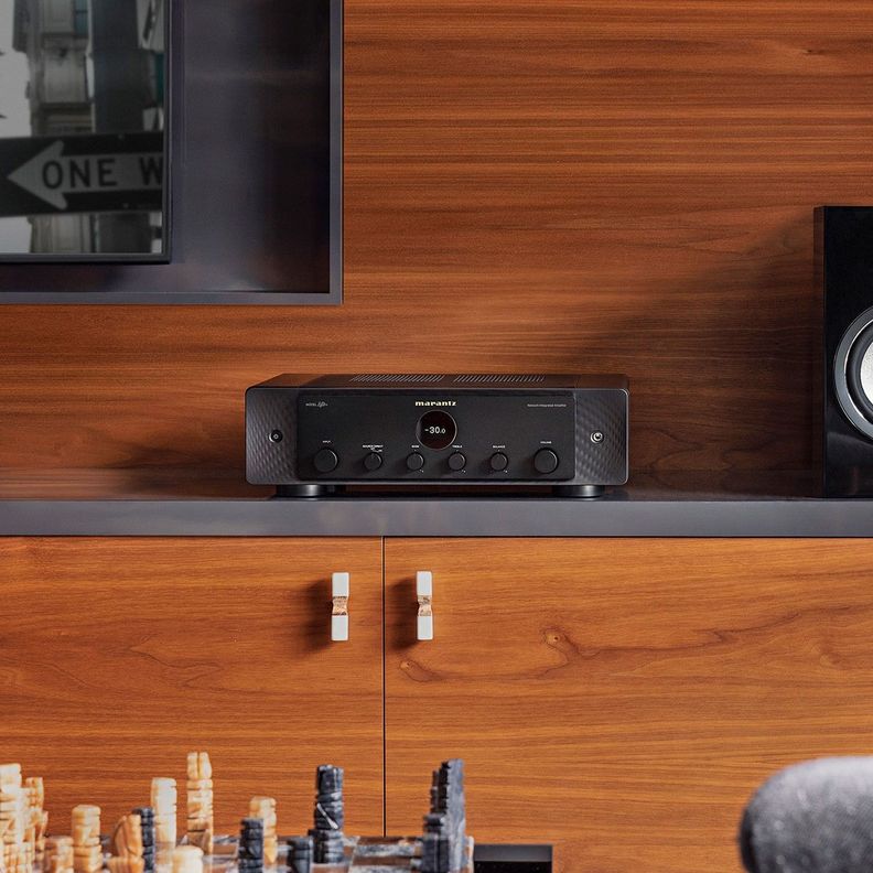 Amplificador Integrado Marantz Model 40N-3