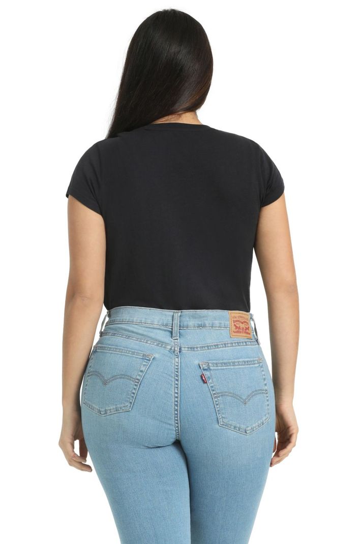 Polera Mujer Regular Fit Box Tab Negro Levis A6126-0040-2