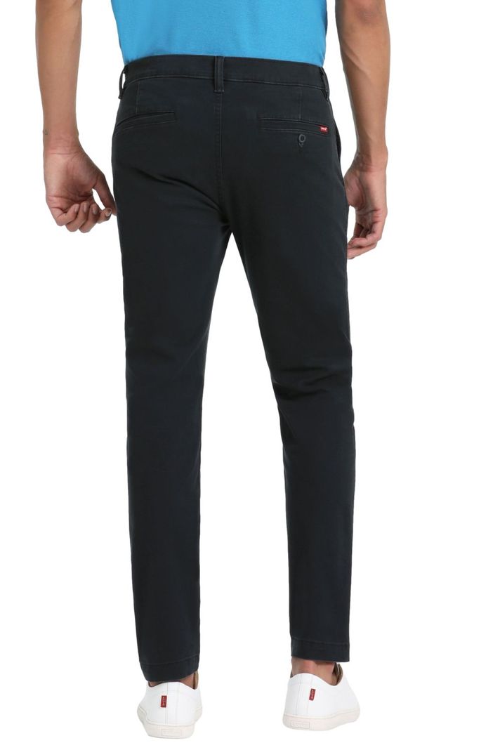 Jeans Hombre XX Chino Slim Negro Levis 85227-0044-2