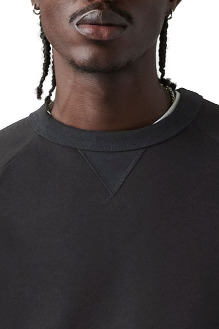 Polerón Hombre Red Tab Crewneck Negro Levis A7284-0008-2