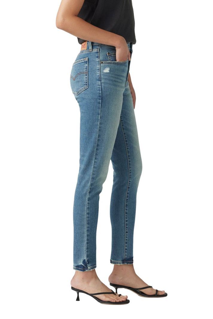 Jeans Mujer 721 High Rise Skinny Celeste Levis 18882-0784-1