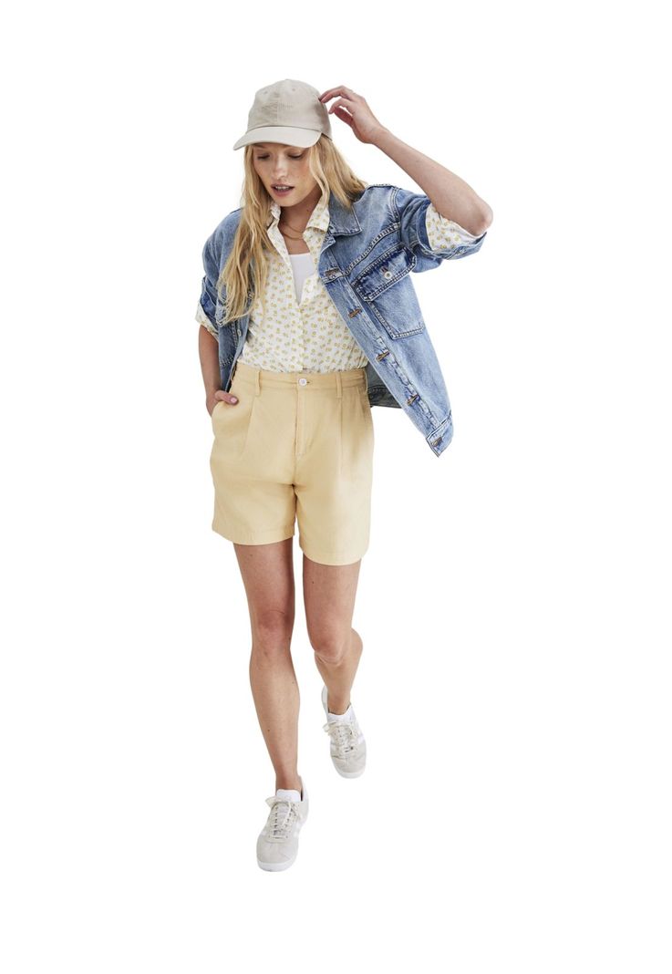 Short Mujer Original Khaki Pleated Amarillo A1764-0010-4