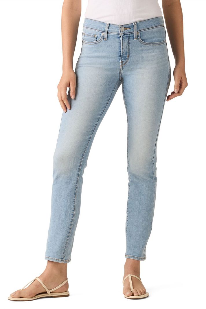 Jeans Mujer 312 Shaping Slim Celeste Levis 19627-0279 Levi's | Paris.cl