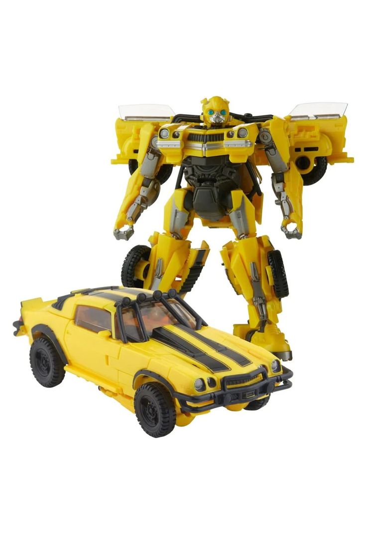 Transformers Studio Series Deluxe Bumblebee 100-3