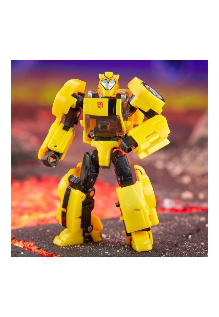 Transformers Legacy United Deluxe Animated Bumblebee-1