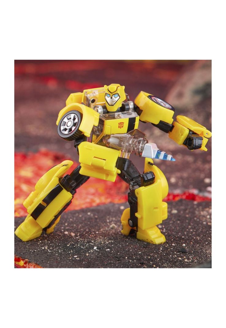 Transformers Legacy United Deluxe Animated Bumblebee-2