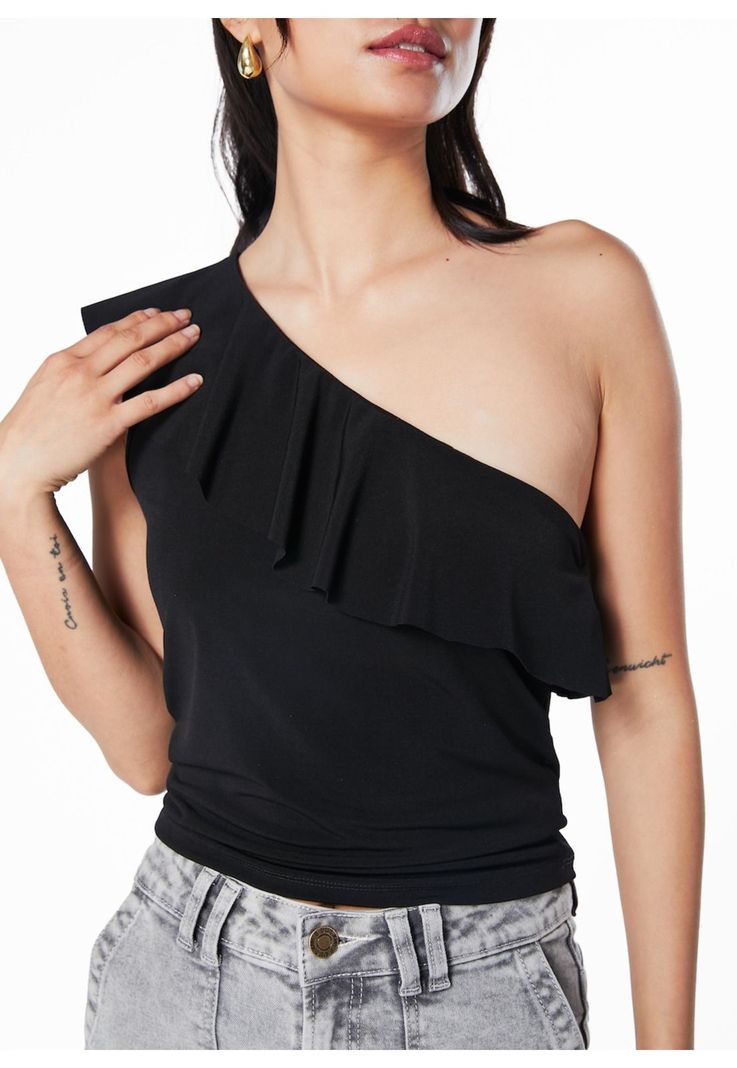 POLERA SES REGULAR ESCOTE ASIMETRICO C/ VUELO NEGRO-4