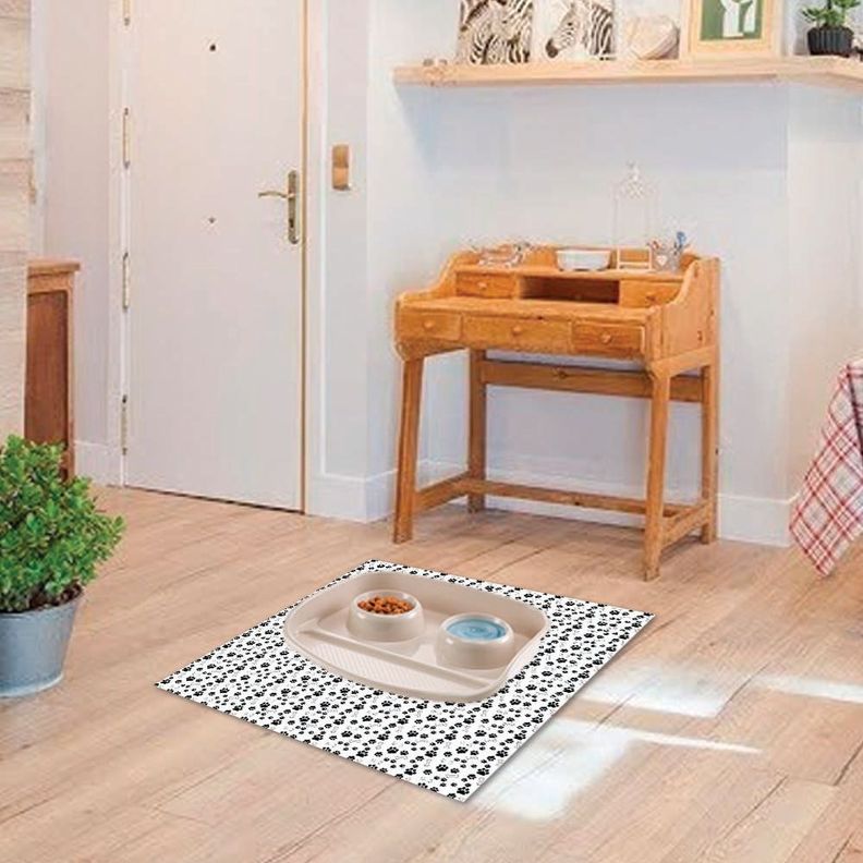 Alfombra Vinílica Pet Huesitos Antideslizante 70x70 cm-2