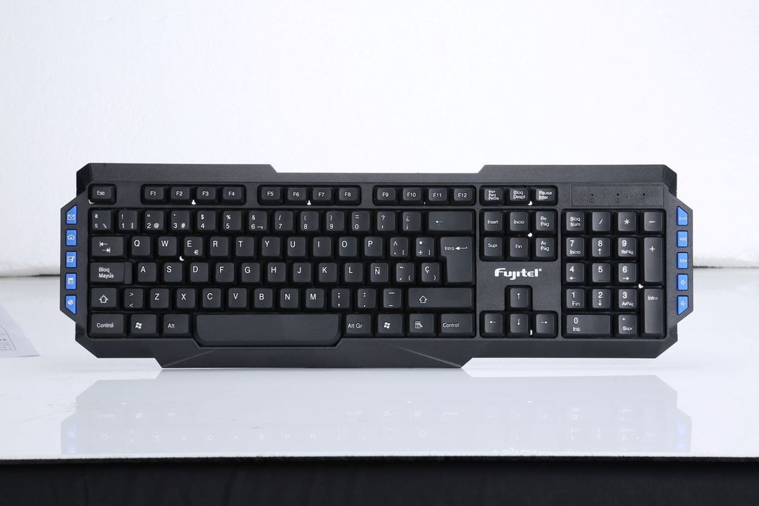 TECLADO INALAMBRICO 105  + 10 TECLAS NEGRO FUJITEL-0
