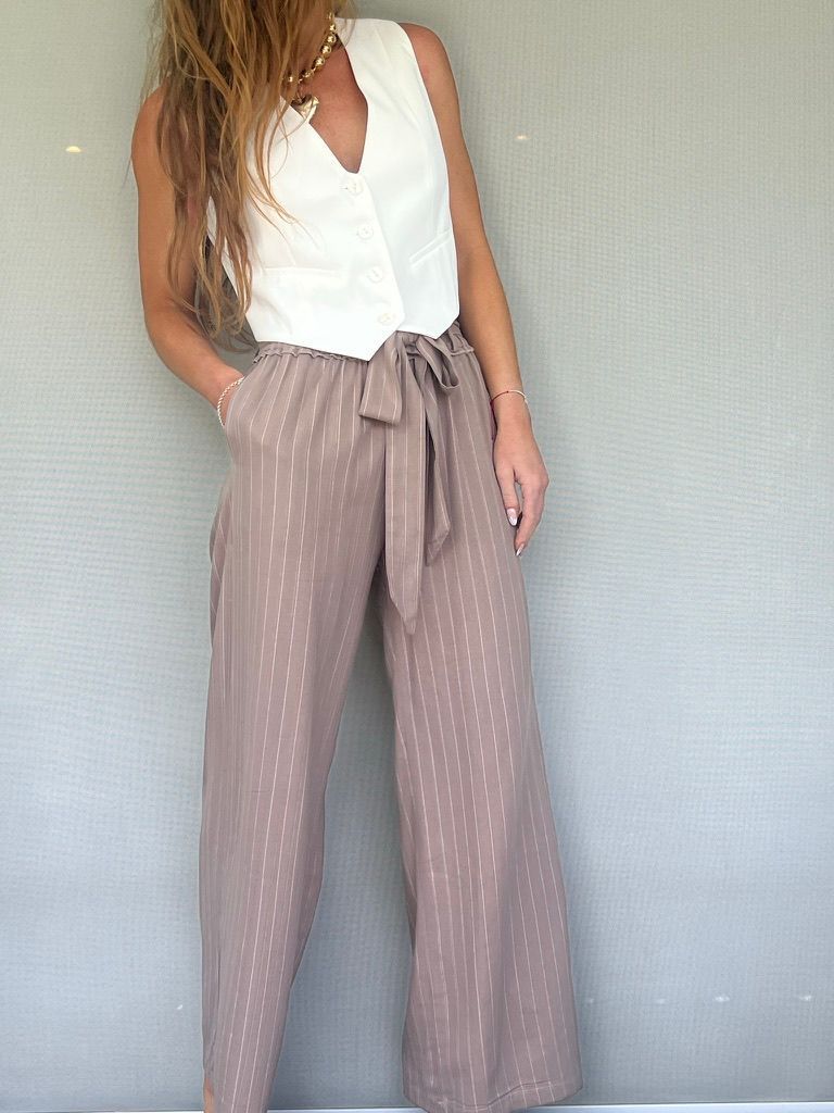 Taupe