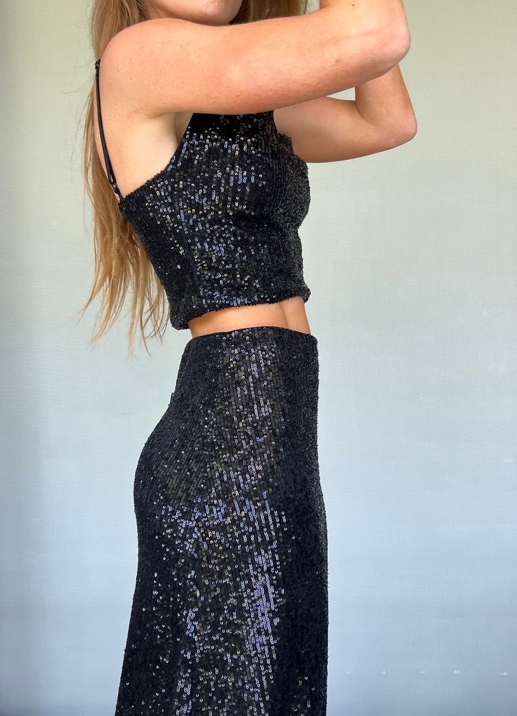 Conjunto Glam  Top y Falda lentejuelas negras-4