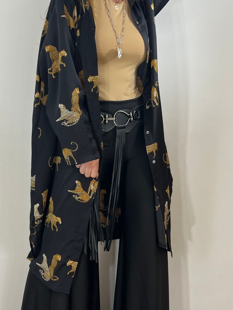Blusa Carlota Satinada leopardos-0
