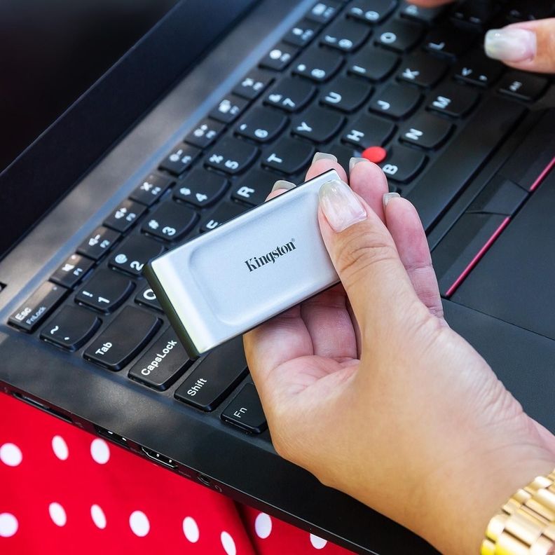 Disco Sólido Ssd Externo Kingston Sxs2000/1000g 1tb Gris-3