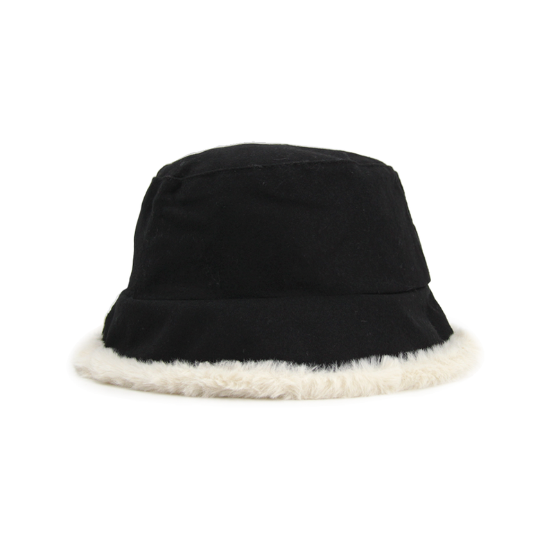 Bucket hat lanilla peludo