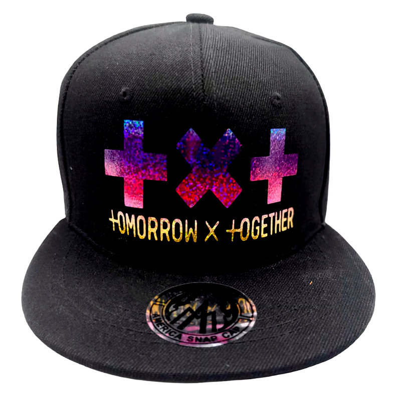 Gorra Snapback TXT Tomorrow X Together Negra Negro